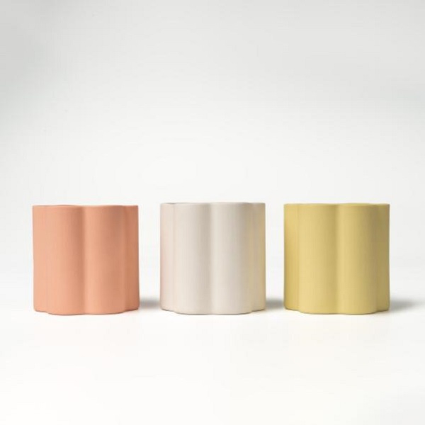 Vultus pro Minimalist Wave Ceramic Candle Holders? Potuitne hoc Neutrale Mole Pone Specimen Tuum Electionis Tuum?