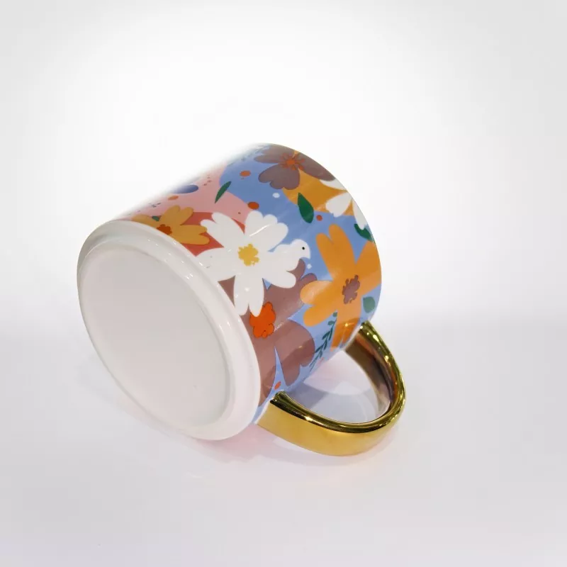 Vibrant Florales Ceramic Mug cum Aurum Trim